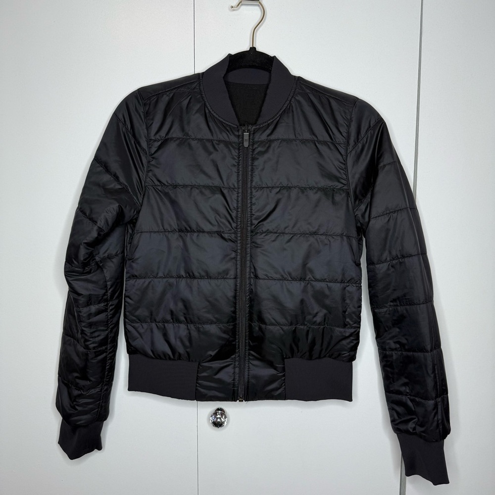 Lululemon Women's Non Stop Reversible Black Bomber Jacket Size 4 - Picture 6 of 12